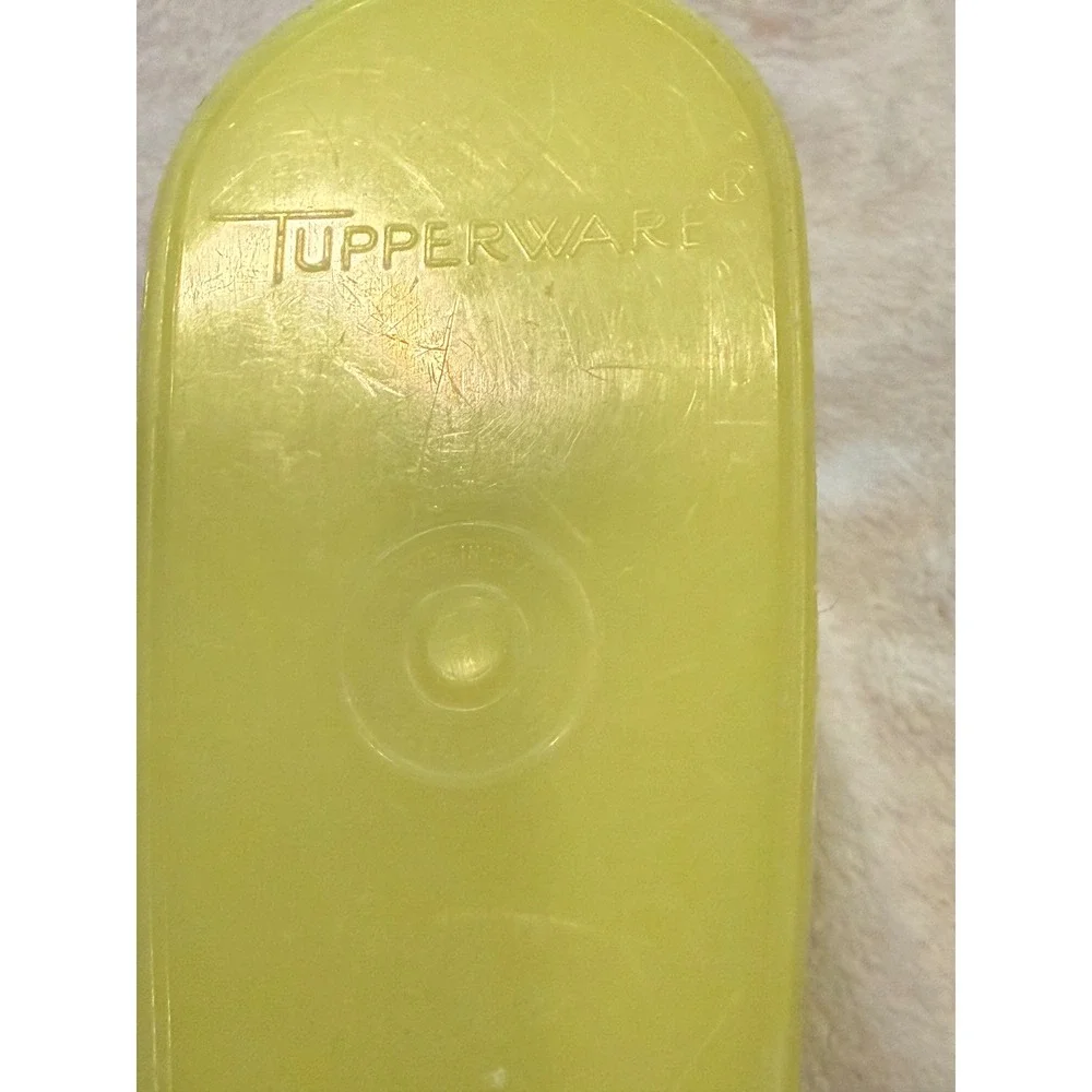 Vintage Tupperware Modular Mate Oval Yellow Container with Pour Spout‎ Lid